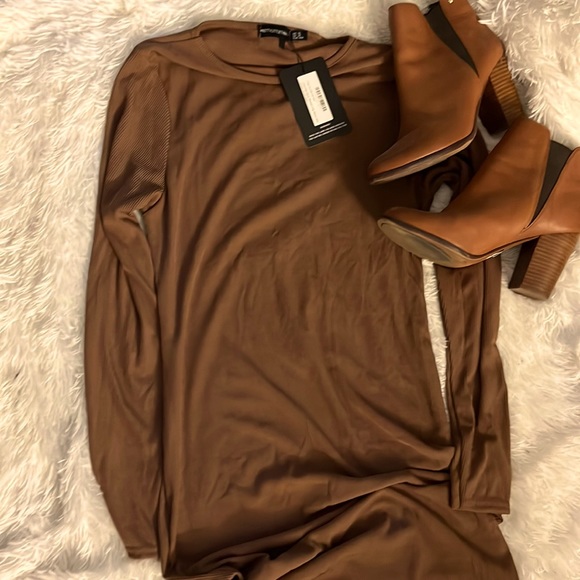 Pretty Little Thing Ribbed Brown Dress - Picture 1 of 4